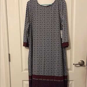 George Black and White dress with Cuffed 3/4 Sleeves